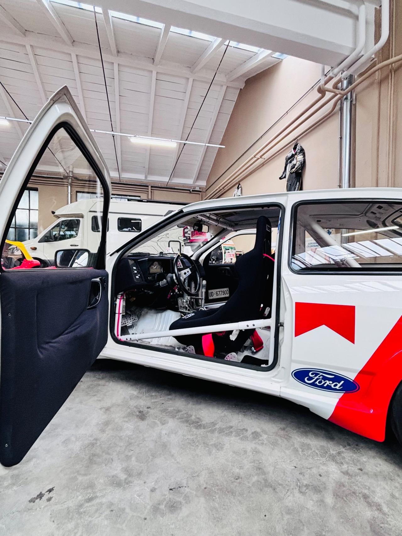 Ford Sierra RS Cosworth 3 porte Coda di Balena