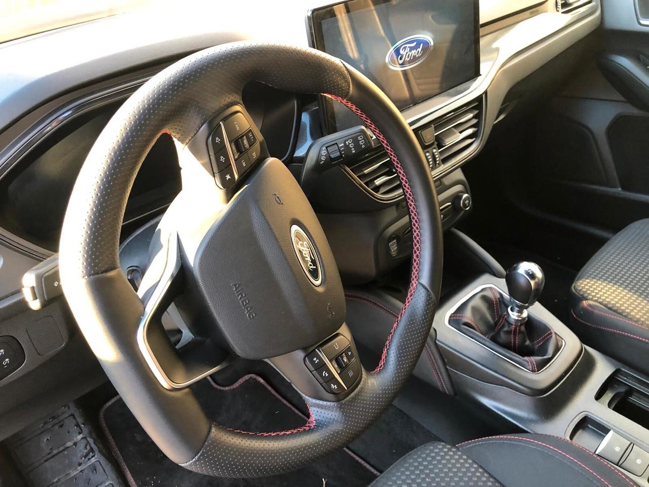 Ford Focus 1.0 EcoBoost Hybrid 125 CV 5p. ST-Line X