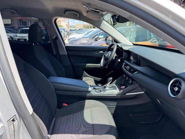 ALFA ROMEO Stelvio 2.2 Turbodiesel 160 CV AT8 RWD Super