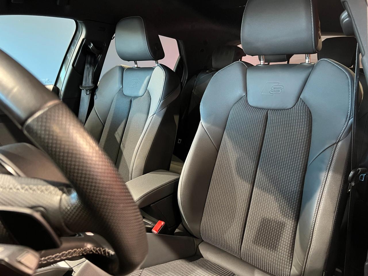 Audi A1 allstreet 35 TFSI S tronic Identity Contrast