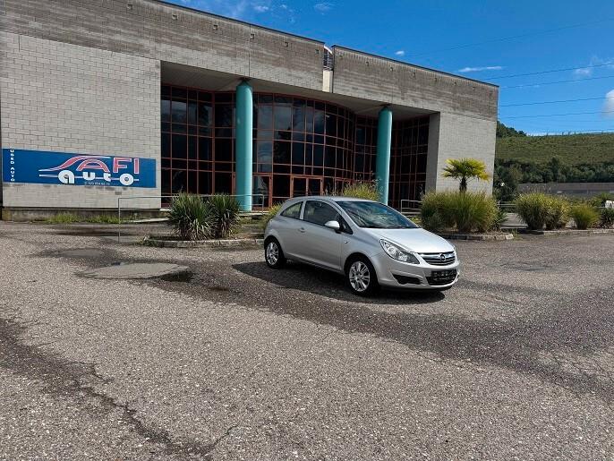 Opel Corsa 1.2 3 porte Easytronic Enjoy