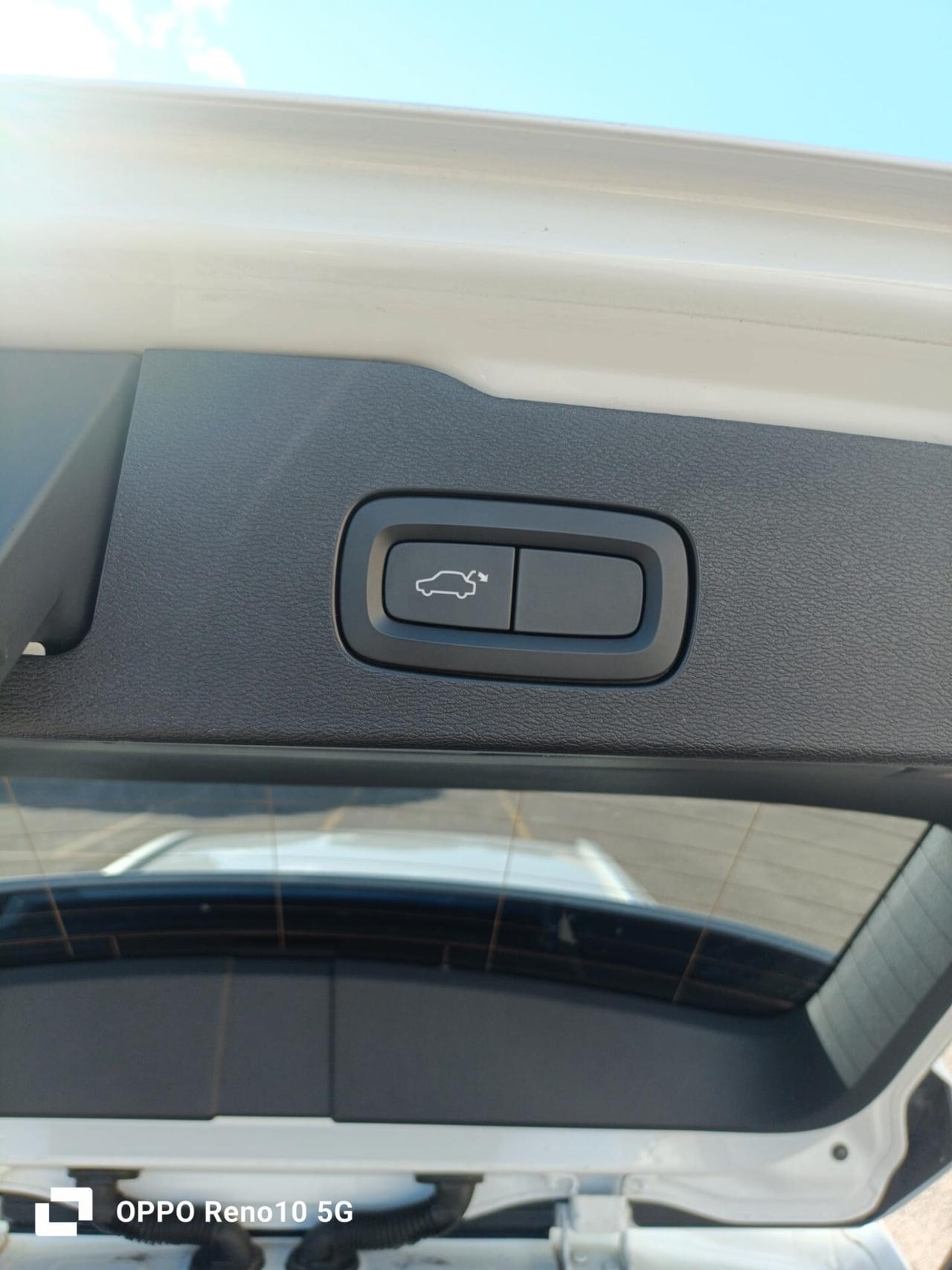 Volvo V60 T6 Recharge AWD Plug-in Hybrid Inscription Expression