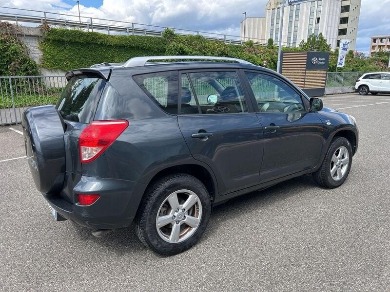 Toyota RAV4 RAV4 2.2 D-4D 136 CV Sol