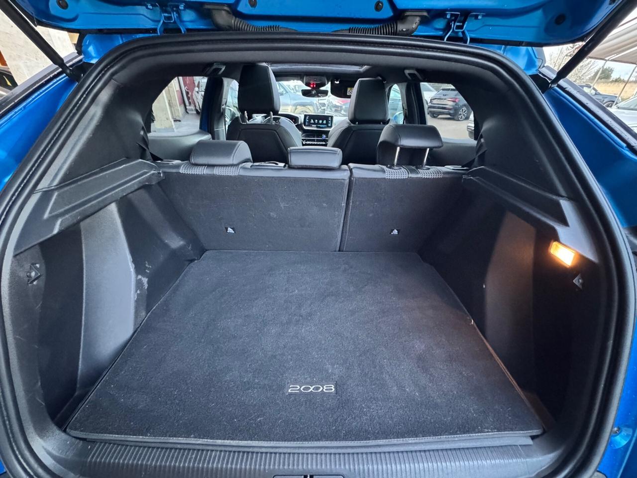Peugeot 2008 BlueHDi 100 GT Line Tetto Retrocamera Catelletto nuovo