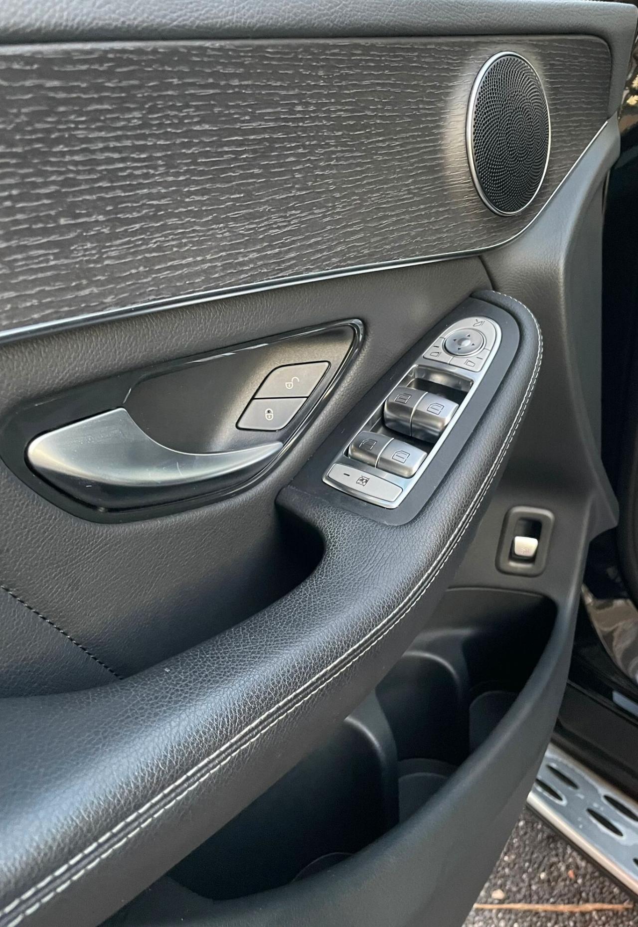 Mercedes-benz GLC 300 de 4Matic Plug-hybrid Coupé Premium Plus 2022