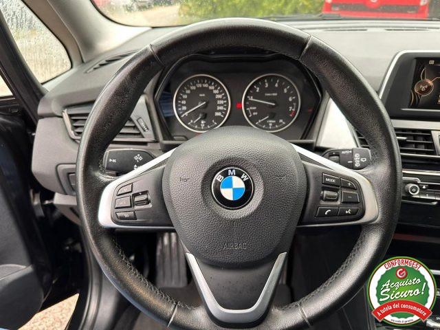 BMW 218 i Active Tourer Advantage Tetto