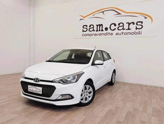 HYUNDAI i20 1.1 CRDi 5 porte NEOPATENTATI