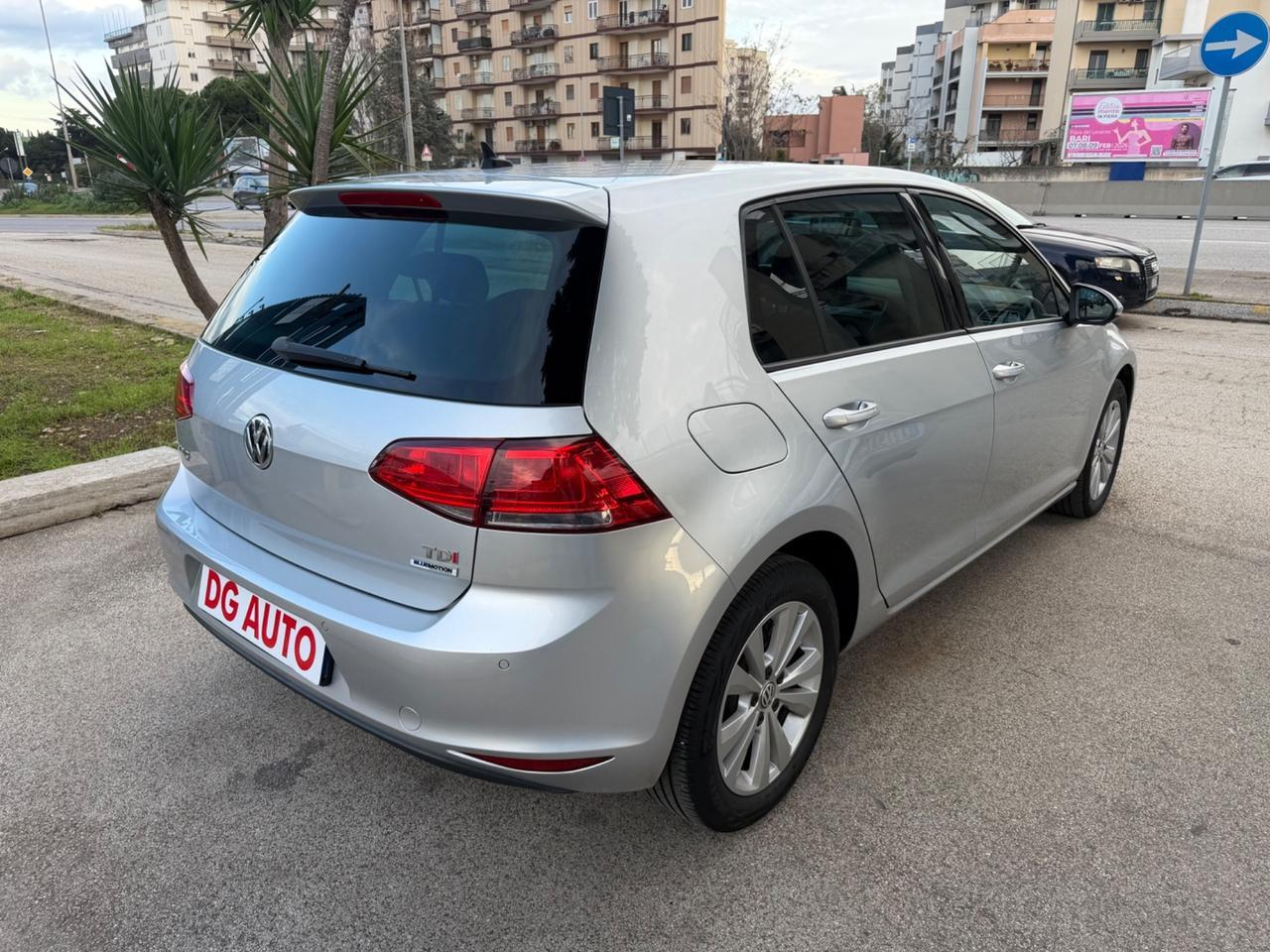 Volkswagen Golf 1.6 TDI 110 CV 2016