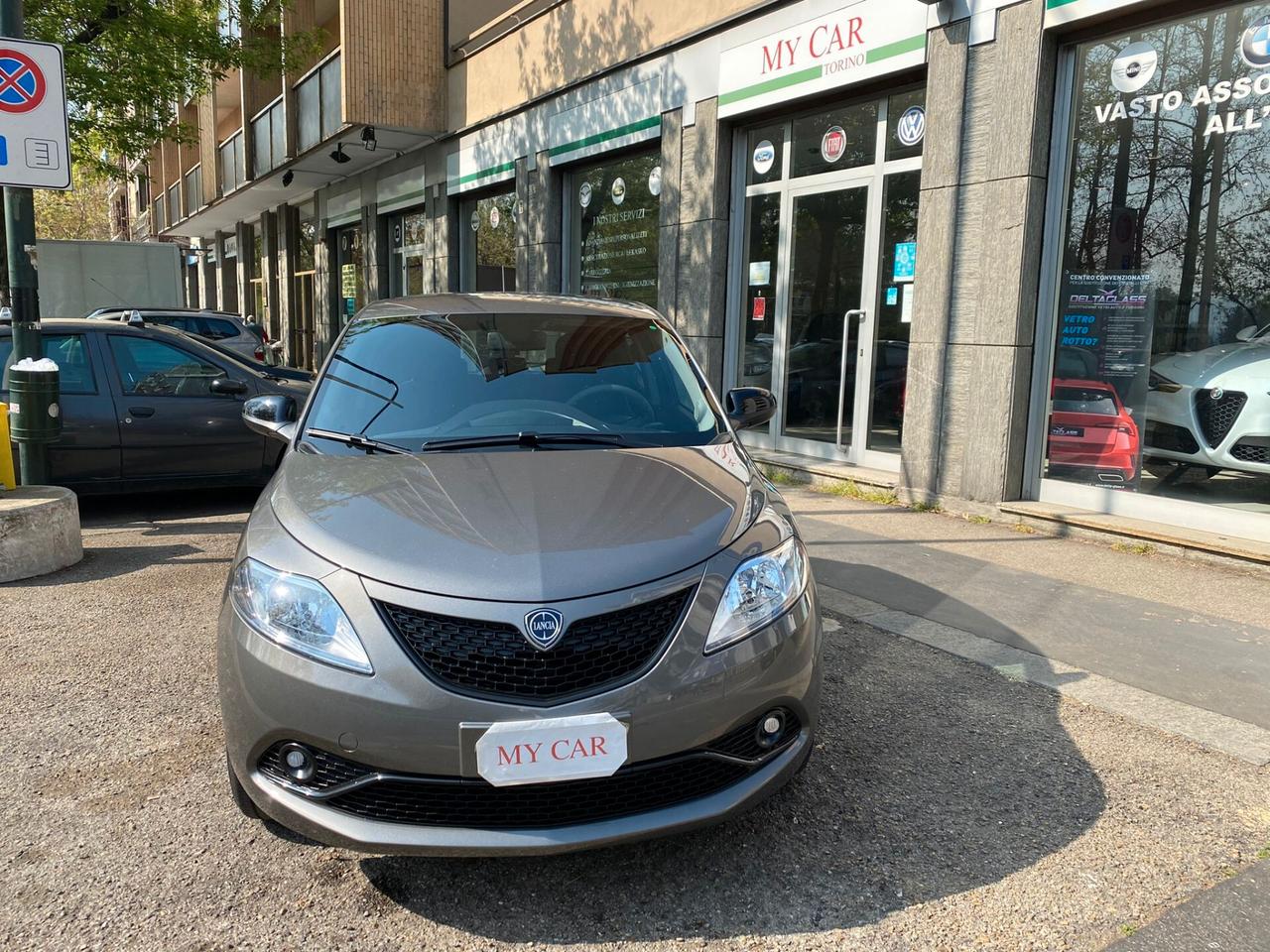 Lancia Ypsilon 1.0 FireFly 5 porte S&S Hybrid