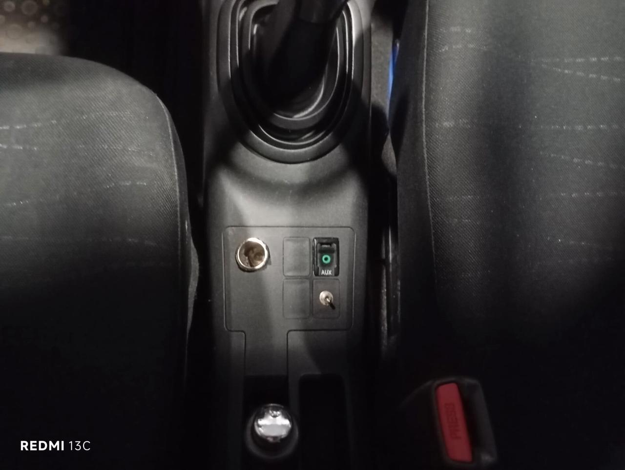 TOYOTA YARIS DEL 2006 BENZINA GPL FINO AL 2036