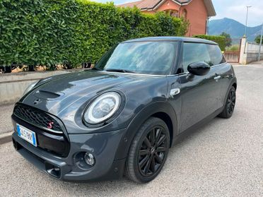 Mini 2.0 Cooper S 192CV Da VETRINA