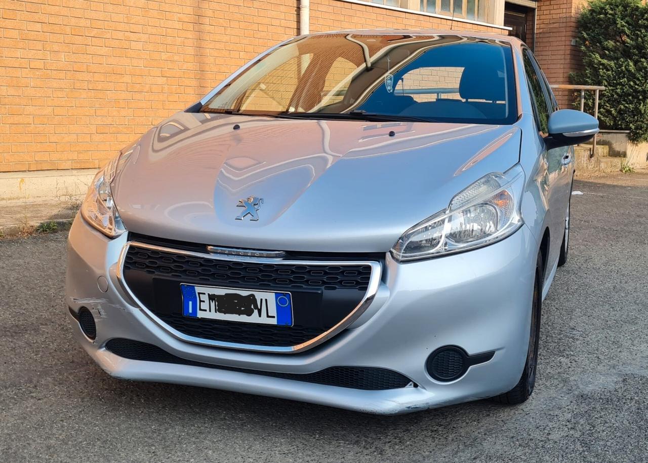 Peugeot 208 1.4 HDi 68 CV 5 porte Active