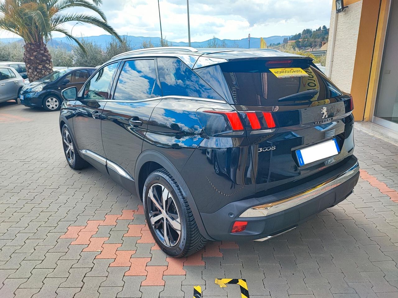 Peugeot 3008 BlueHDi 130 EAT8 GTLine-km75000-12/19