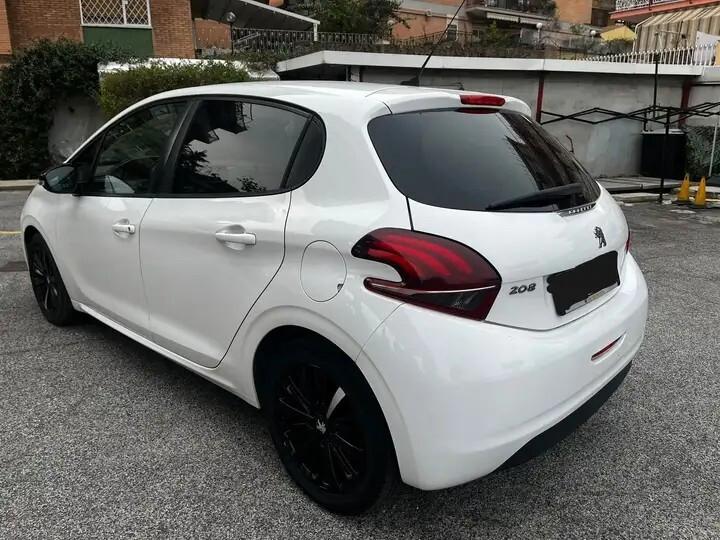 Peugeot 208 PureTech