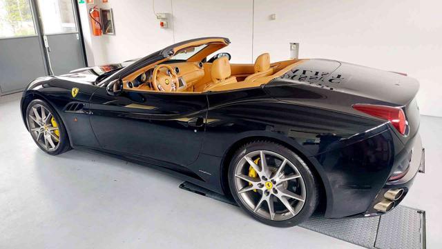 FERRARI California 13000km pari al nuovo IVA esposta