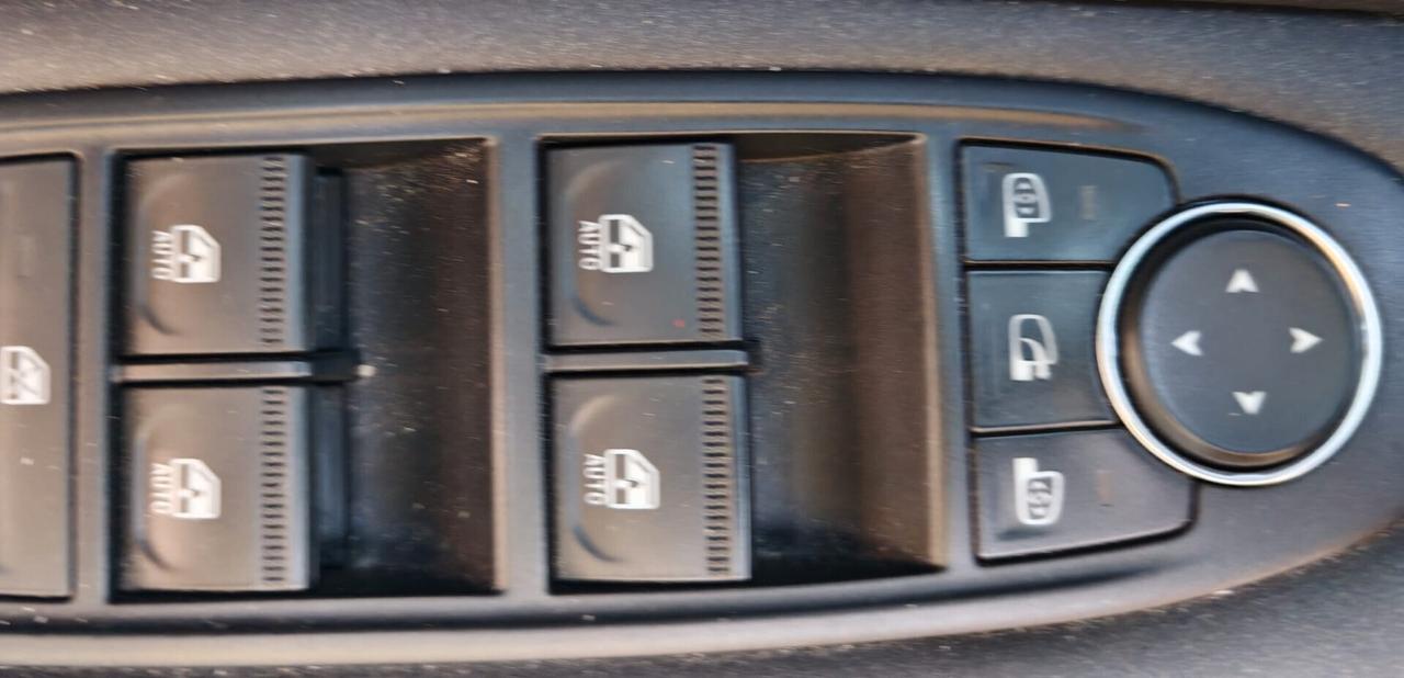 Renault Captur Mild Hybrid 140 CV Zen