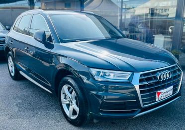 Audi Q5 2.0 TDI quattro S tronic Business Sport