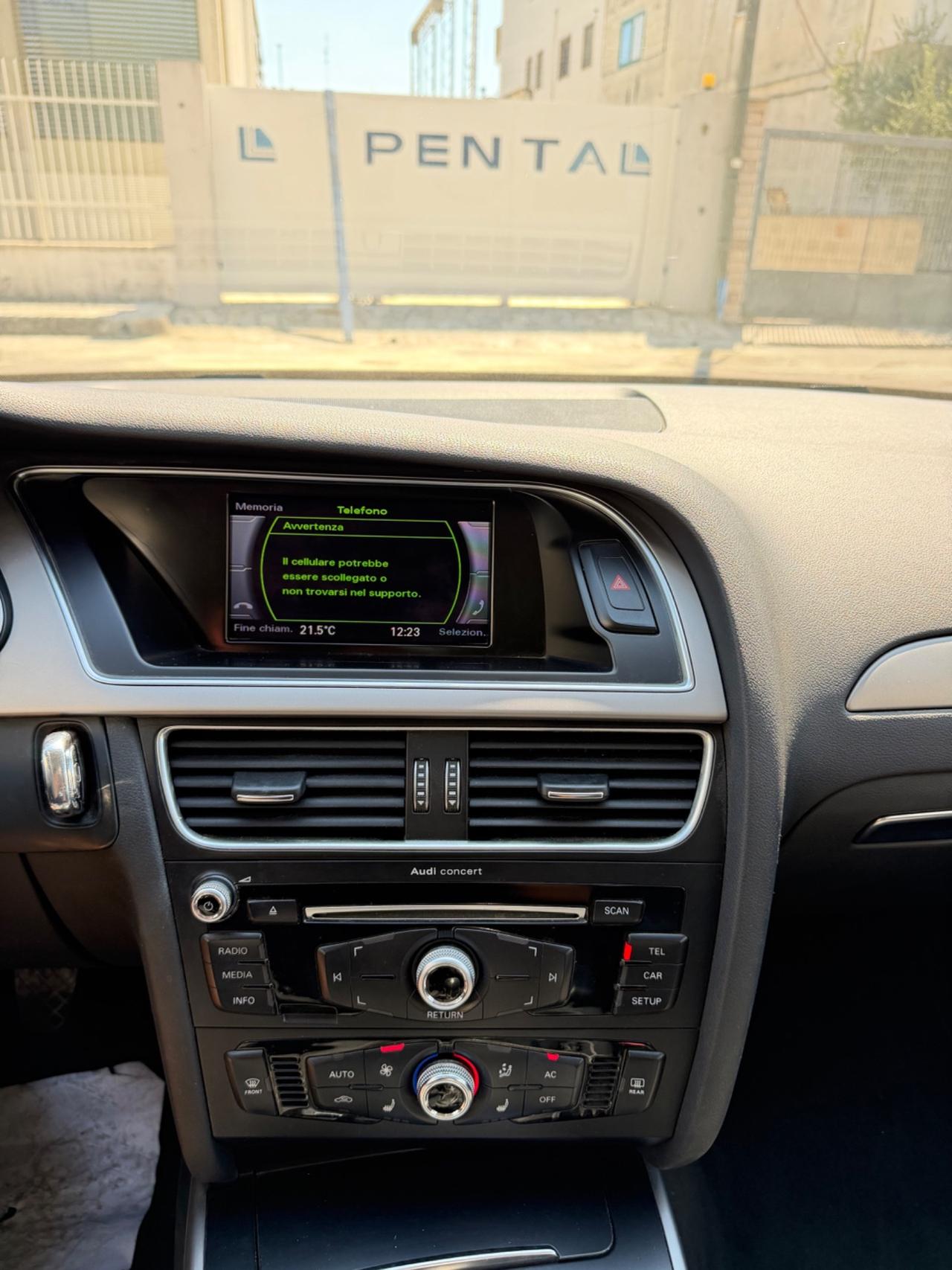Audi A4 Avant 2.0 TDI 136 CV-2013/LED/MISTO PELLE