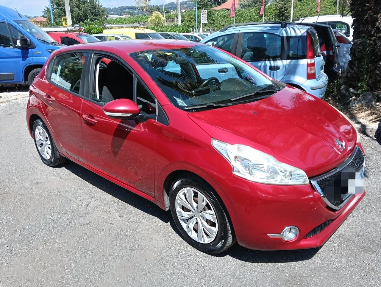 Peugeot 208 1.6 e-HDi 92 CV Stop&Start 5 porte Allure