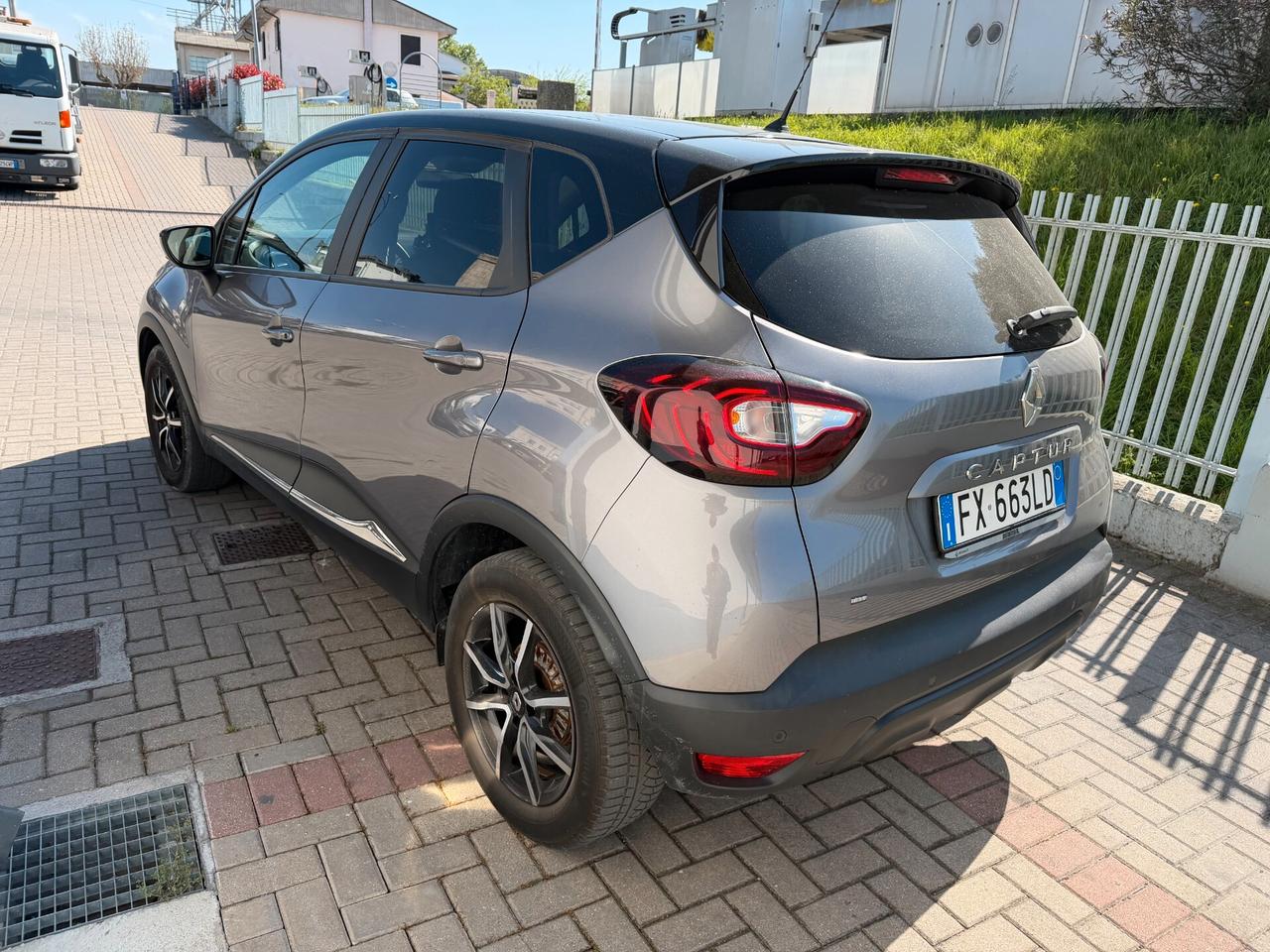 Renault Captur dCi 8V 90 CV EDC Sport Edition