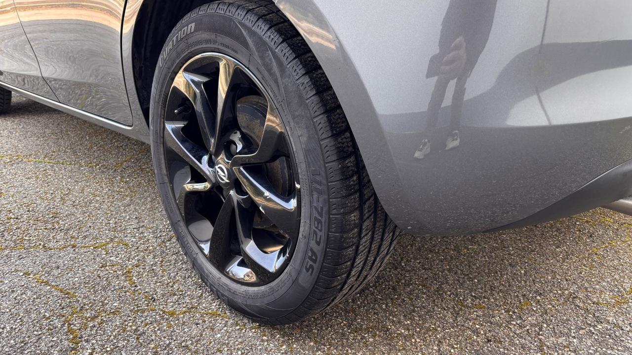 Opel Corsa 1.4 90CV GPL Tech 5 porte b-Color