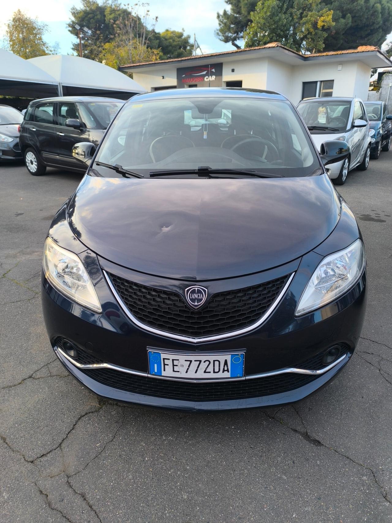 Lancia Ypsilon 1.2 69 CV 5 porte GPL Ecochic Gold