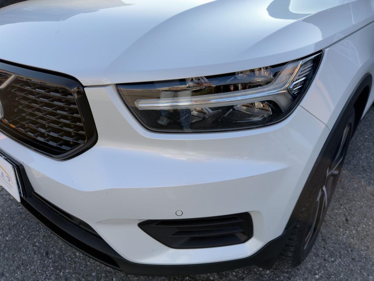 Volvo XC40 R Design D3 #7691