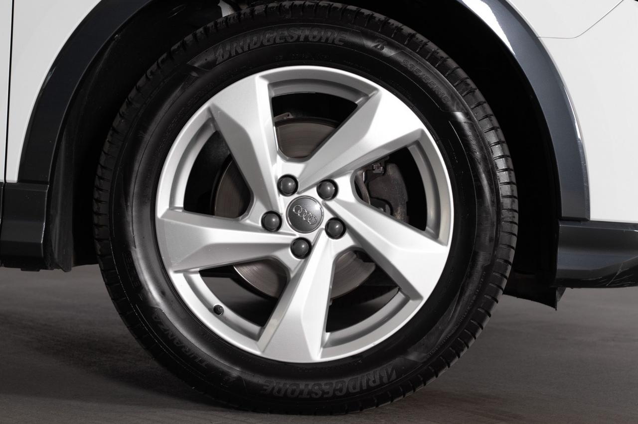 Audi Q3 2.0 Tdi S-tronic 150 Cv Business