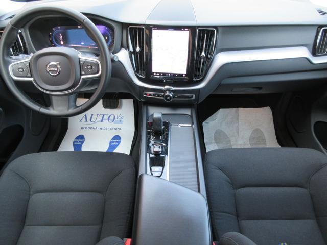 VOLVO XC60 B4 (d) Geartronic Momentum Pro