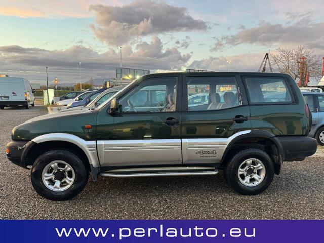 NISSAN Terrano II 2.7 Tdi 5 porte SE