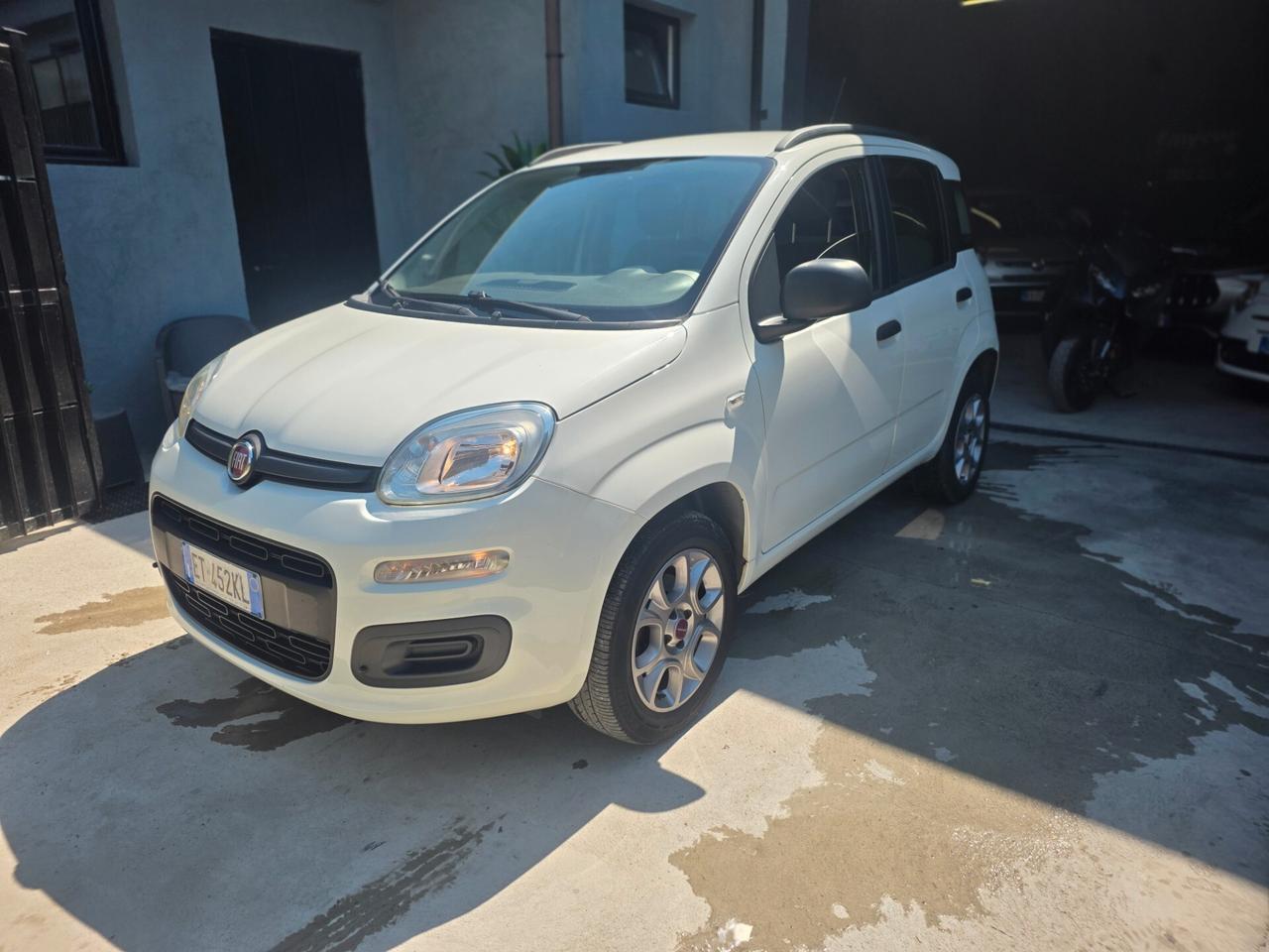 Fiat Panda 0.9 TwinAir Turbo Natural Power Lounge