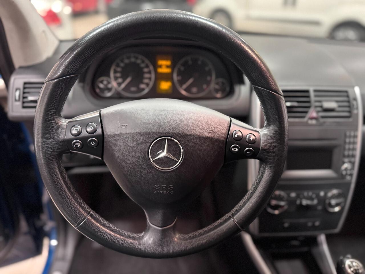 Mercedes-benz A 160 BlueEFFICIENCY Elegance