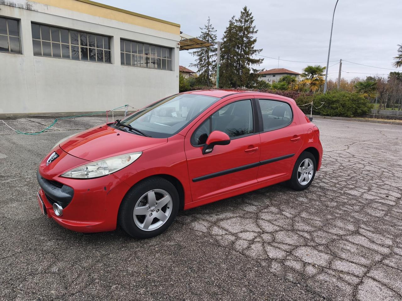 Peugeot 207 1.4 8V 75CV 5p. Energie Sport ECO GPL Accetto Permute