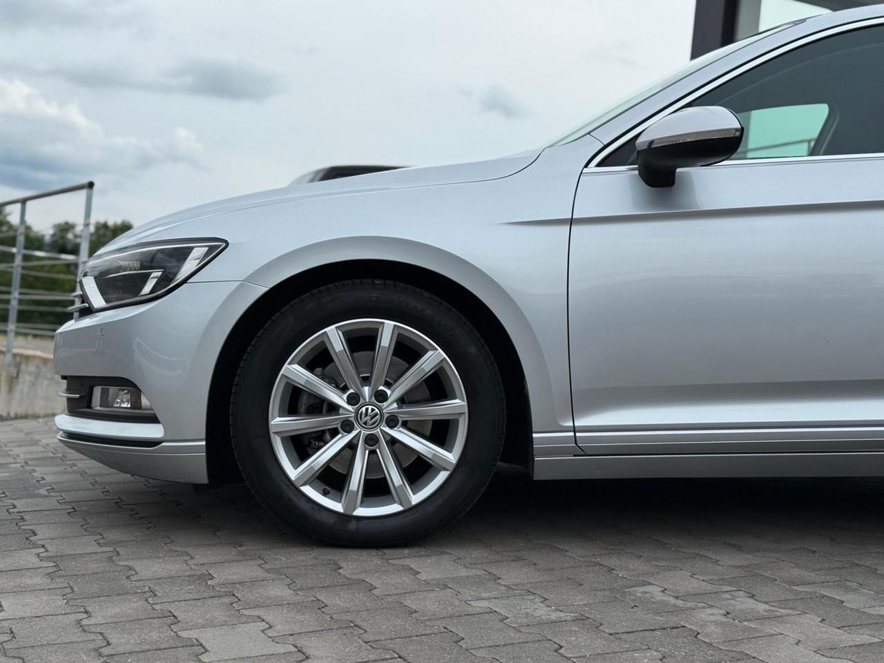 Volkswagen Passat 2.0 TDI Comfortline BlueMotion Technology