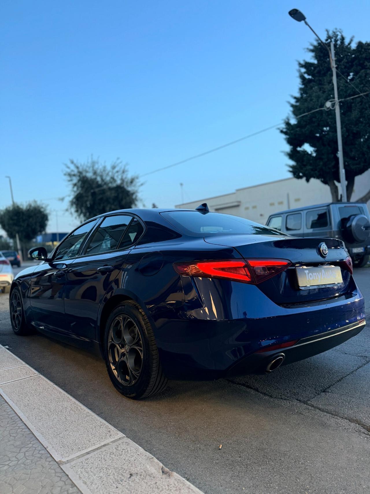 Alfa Romeo Giulia 2.2 Turbodiesel 136 CV AT8 Business NAVI,TELECAMERA,FARI FULL LED,BLUETOOTH,ANDROID AUTO