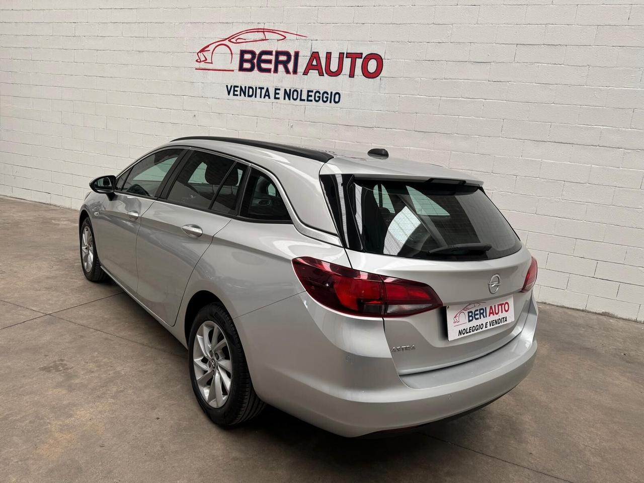 Opel Astra cambio automatico Sports Tourer Business