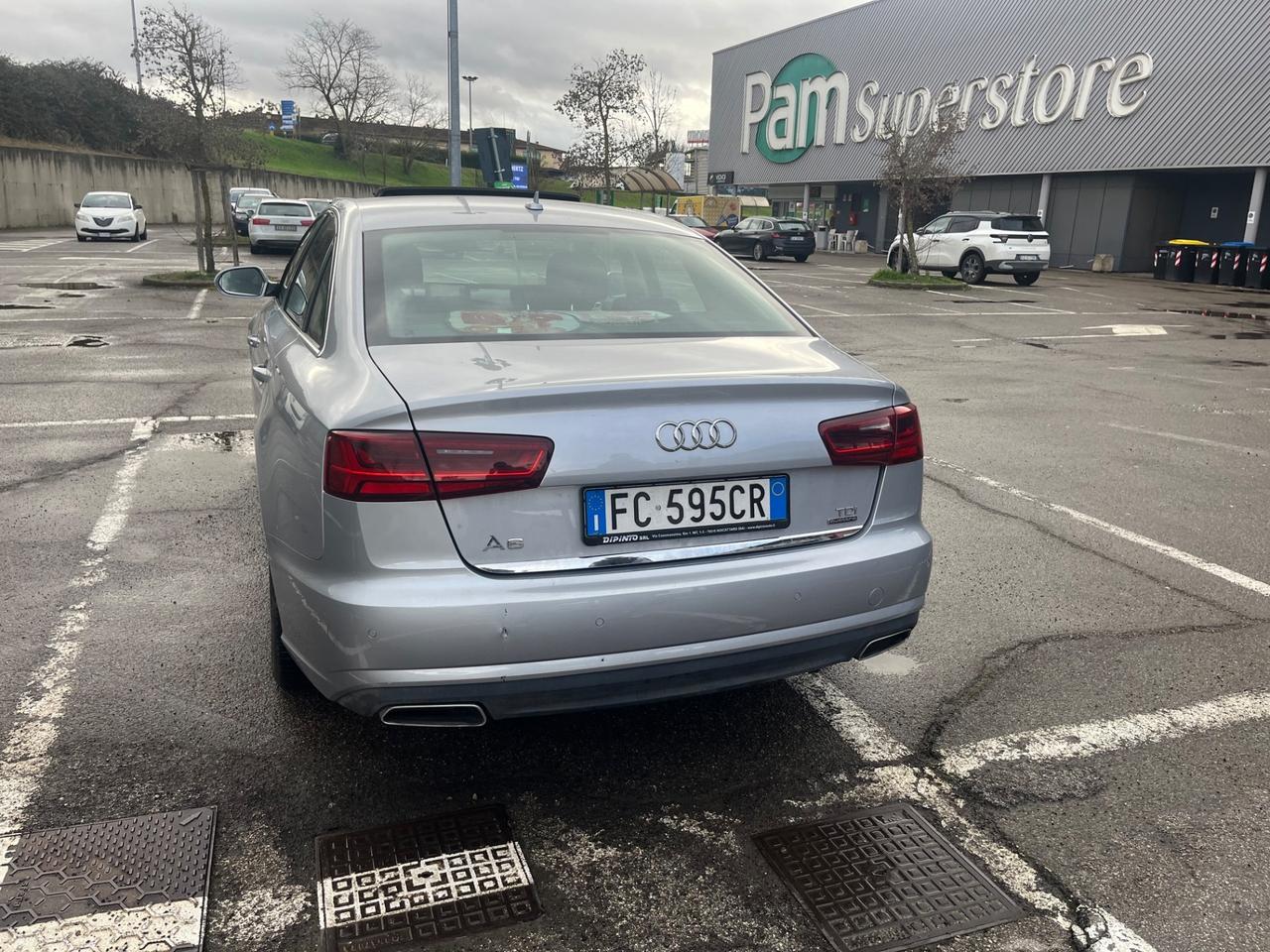 Audi A6 3.0 TDI 272 CV quattro S tronic Business 284.000 KM