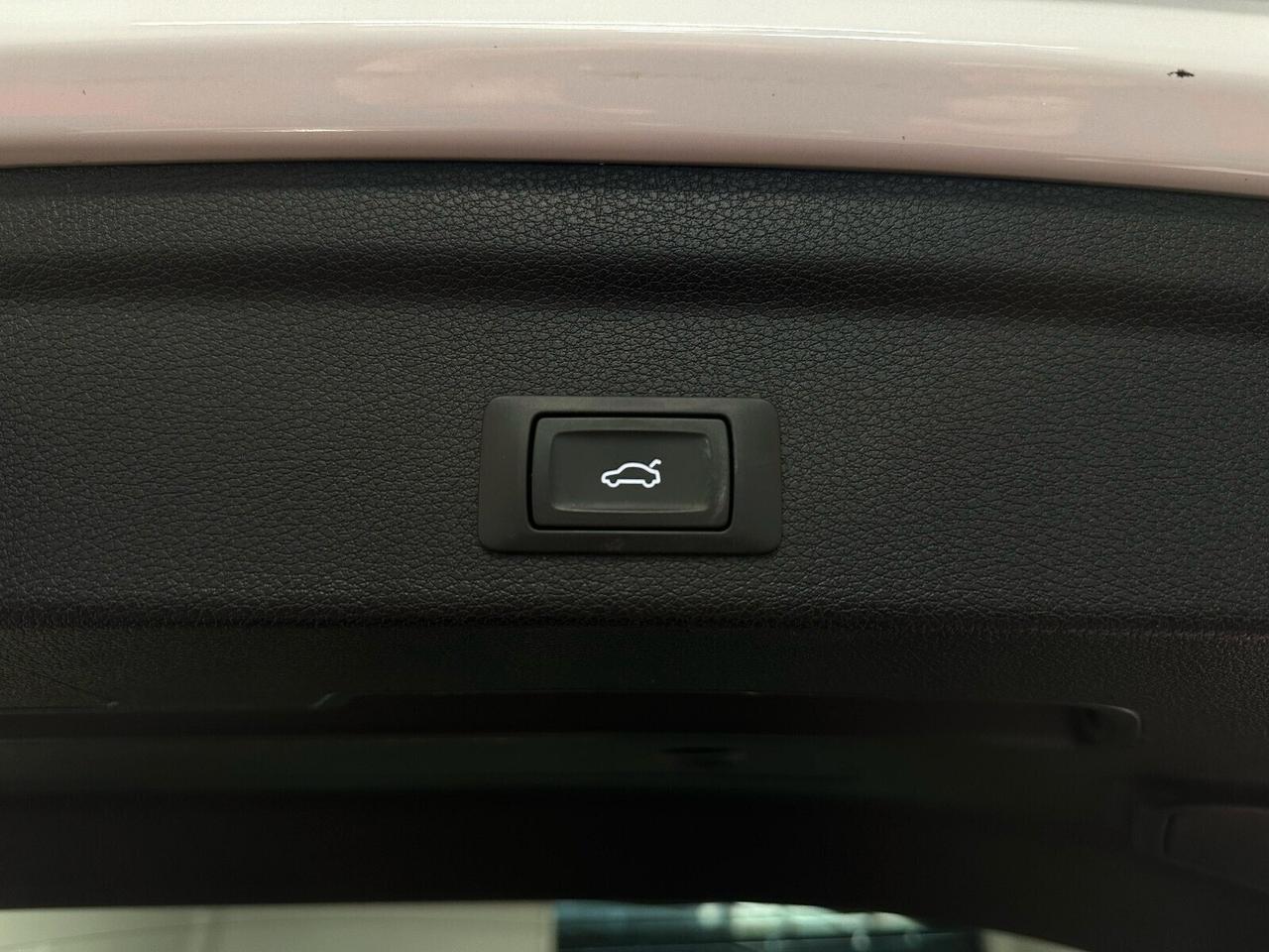 Audi Q3 35 TDI S tronic line edition