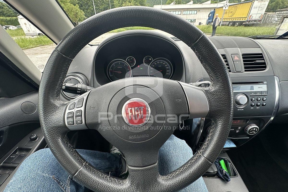 FIAT Sedici 2.0 MJT 16V DPF 4x4 Emotion