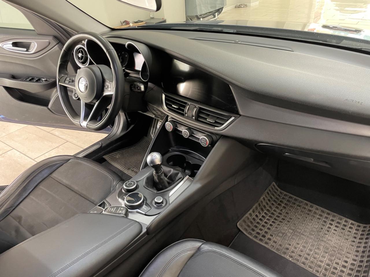 Alfa Romeo Giulia 2.2 Turbodiesel 150 CV Super