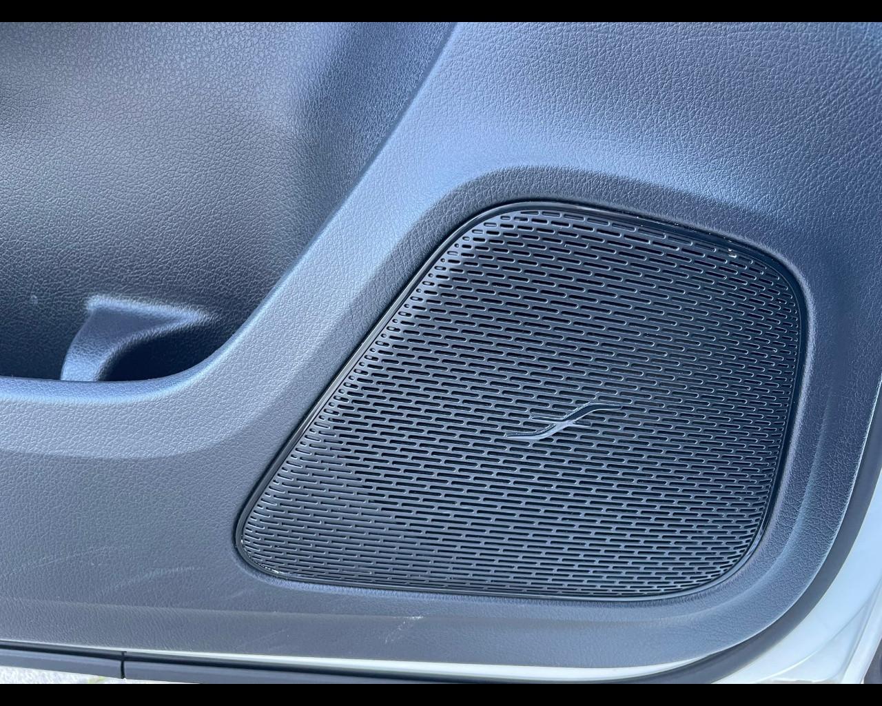 Mercedes-Benz A 200 Premium auto