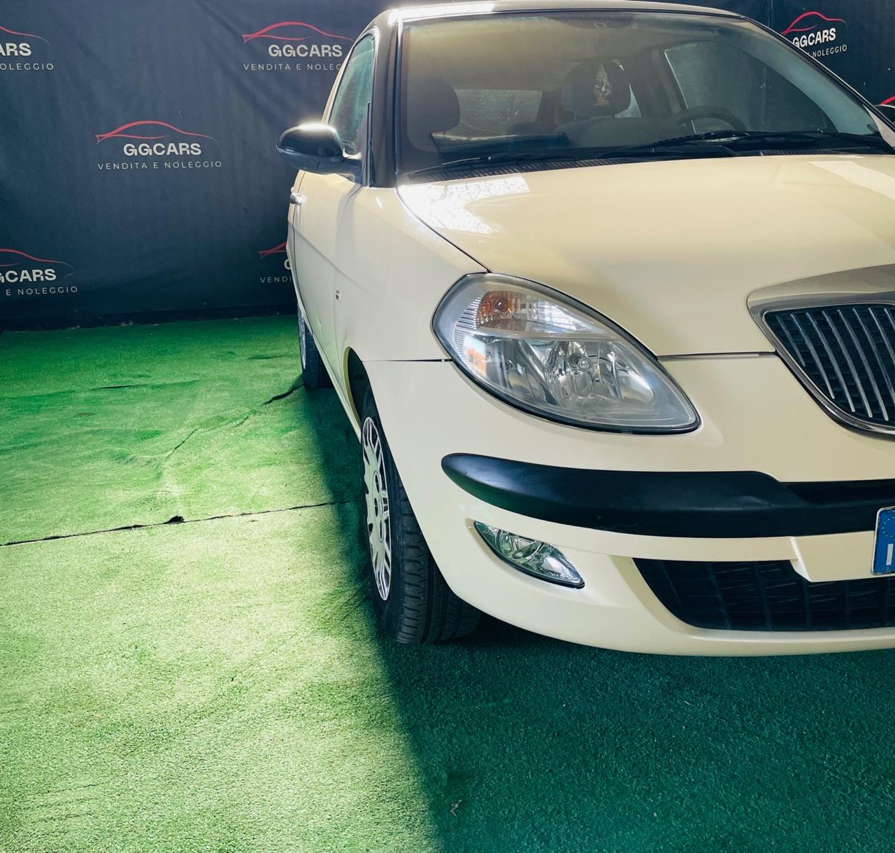 Lancia Ypsilon 1.3 Multijet 16V Argento 100