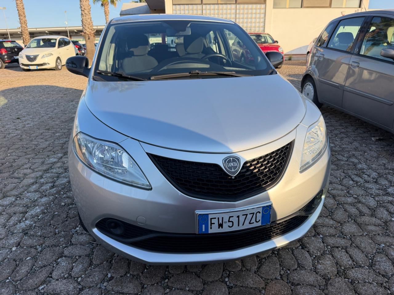 Lancia Ypsilon 1.2 69 CV 5 porte S&S Platinum GPL