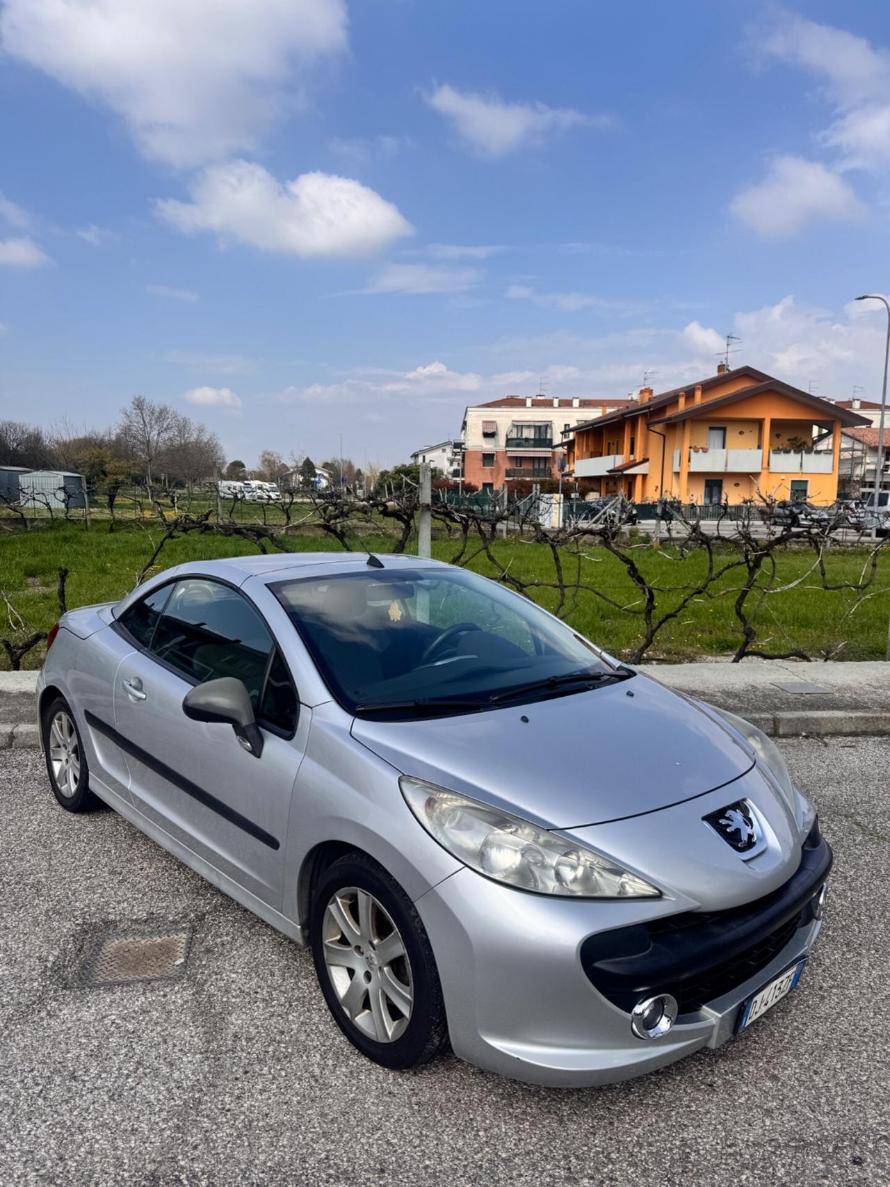 Peugeot 207 1.6 HDi Cabrio