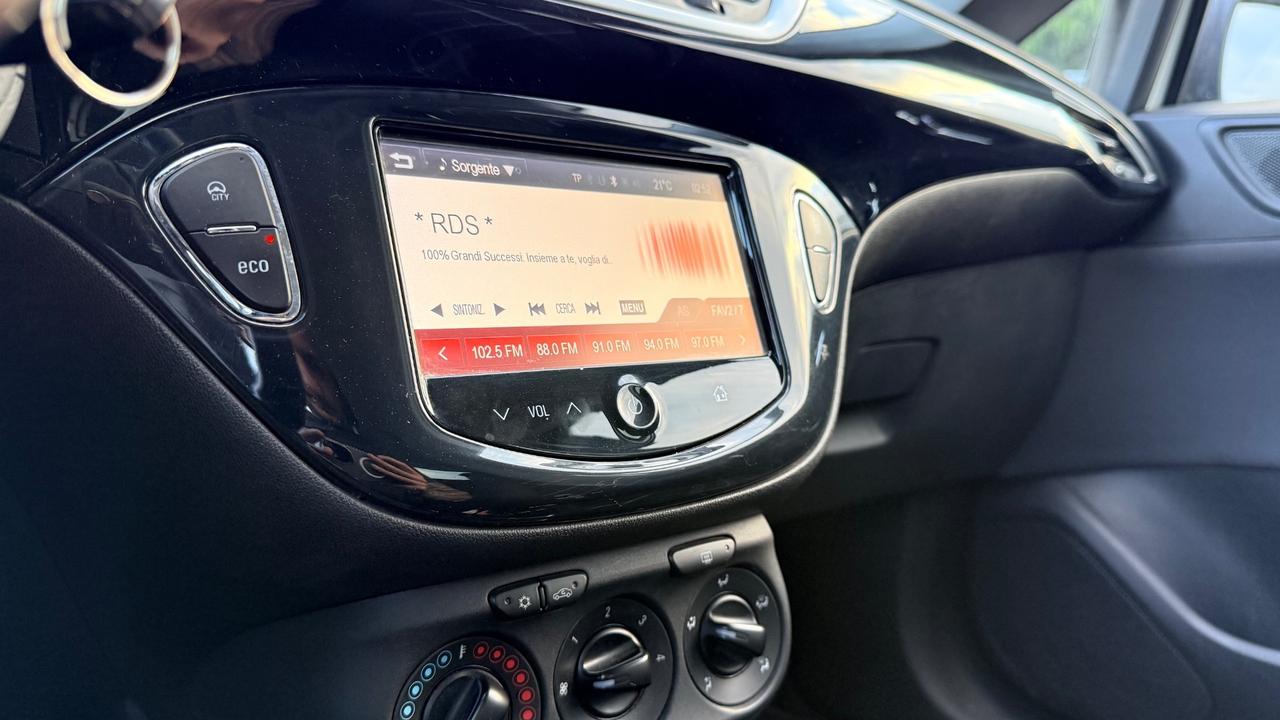 Opel Corsa 1.4 benzina Automatica