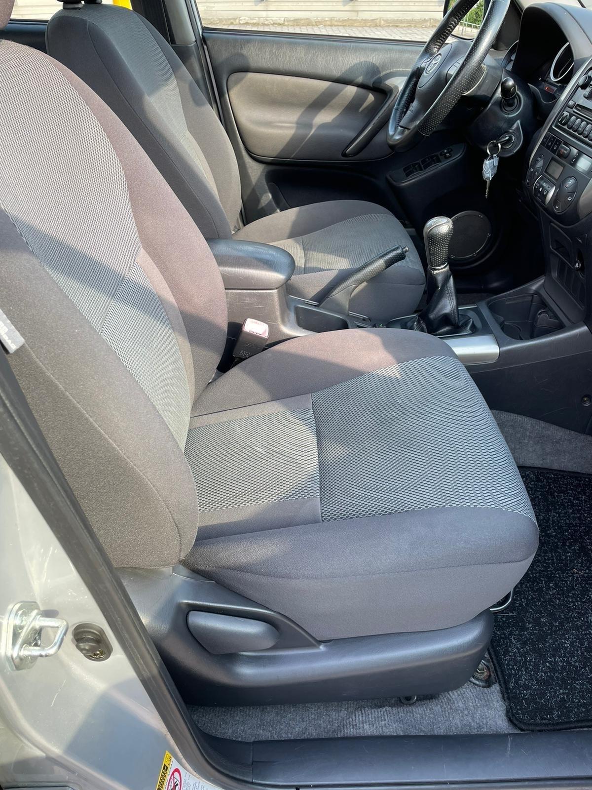 Toyota RAV 4 2.0 4X4 PERMANENTE 16V cat 5 porte Sol