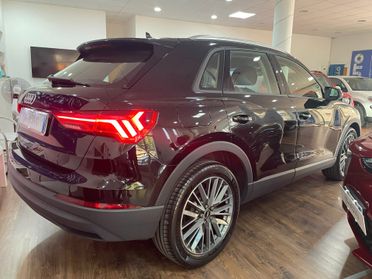 AUDI Q3 35 2.0 TDI 150CV BUSINESS