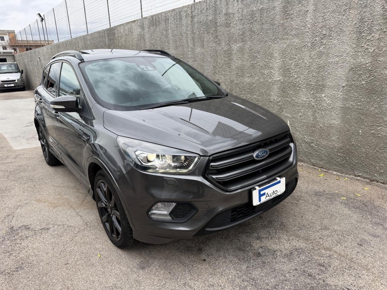 Ford Kuga 2.0 TDCI 150 CV 2WD ST-Line,TETTO APRIBILE,Pelle e Alcantara,Led+Xeno,ecc.