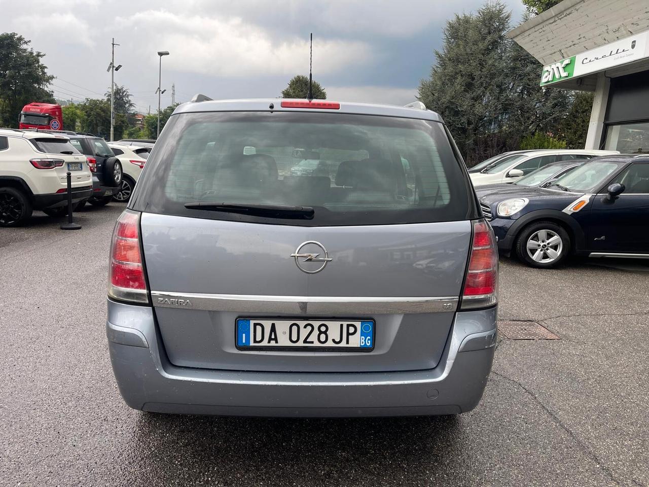 Opel Zafira 1.6 16V Twinport Cosmo