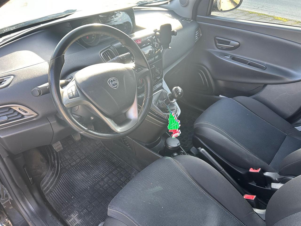 Lancia Ypsilon S MomoDesign 1.2 #9306